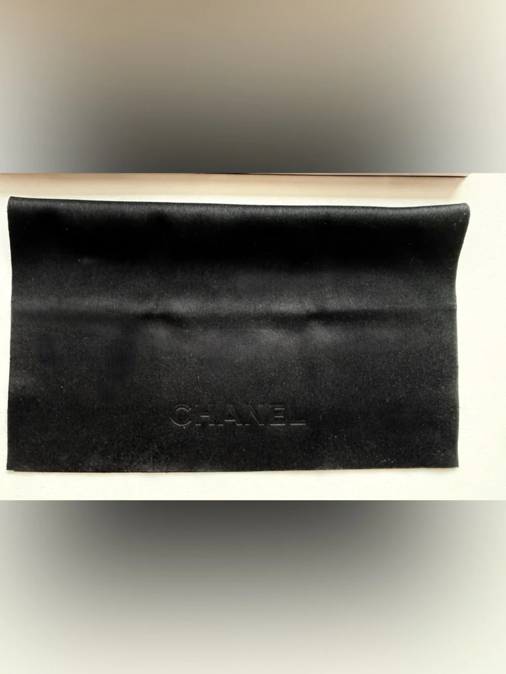 CHANEL Tortoiseshell Butterfly 5510 Sunglasses with Polarized Lenses Gold Logo - Picture 11 of 12